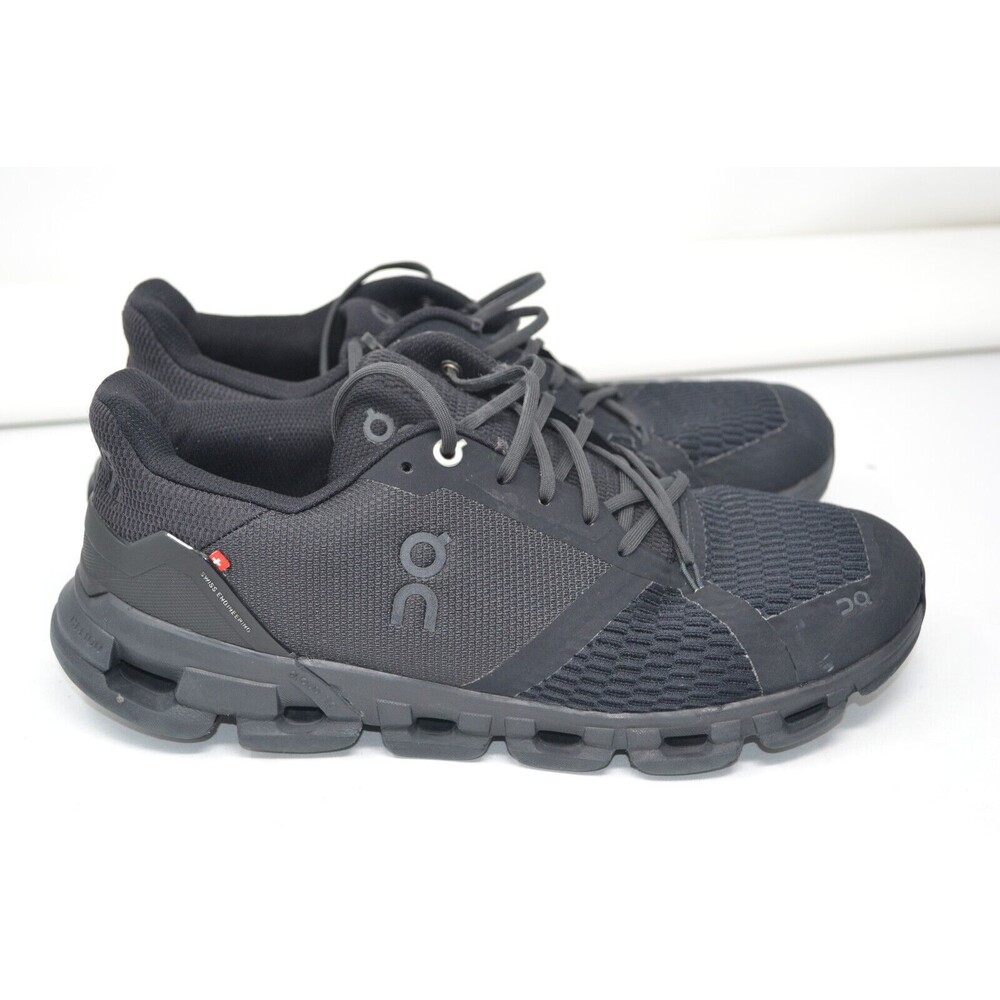 Men's Size 8 - On Cloudflyer All Black Athletic Running Shoe - 21.99225 Lace-Up - Picture 5 of 12